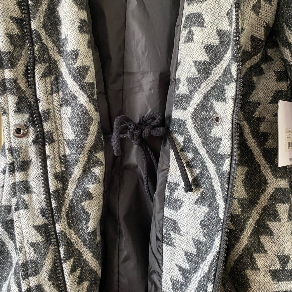 Aztec print jacket - Picture 2 of 7